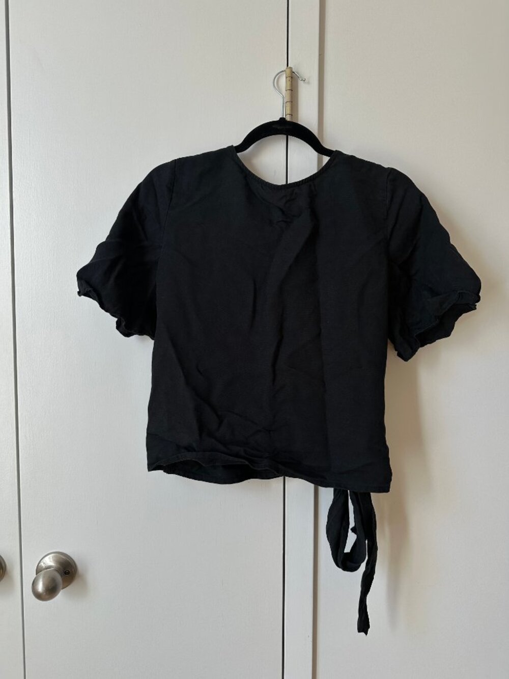 Vetta Capsule black wrap top - Picture 4 of 6